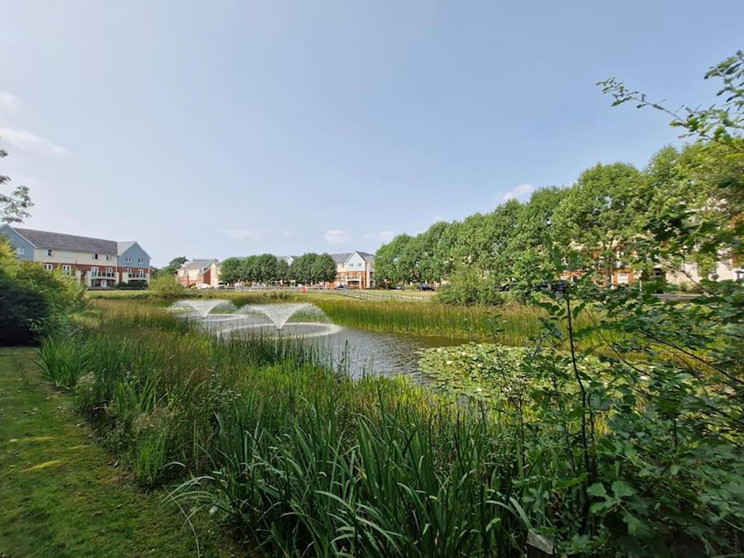 Sleeps9 Parking&garage 17 Mins To Gatwick, 30 To London * Merstham
